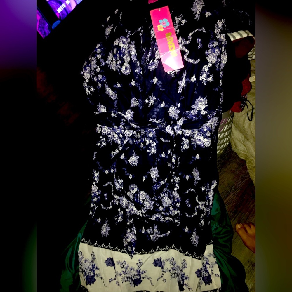 Womens medium size dress